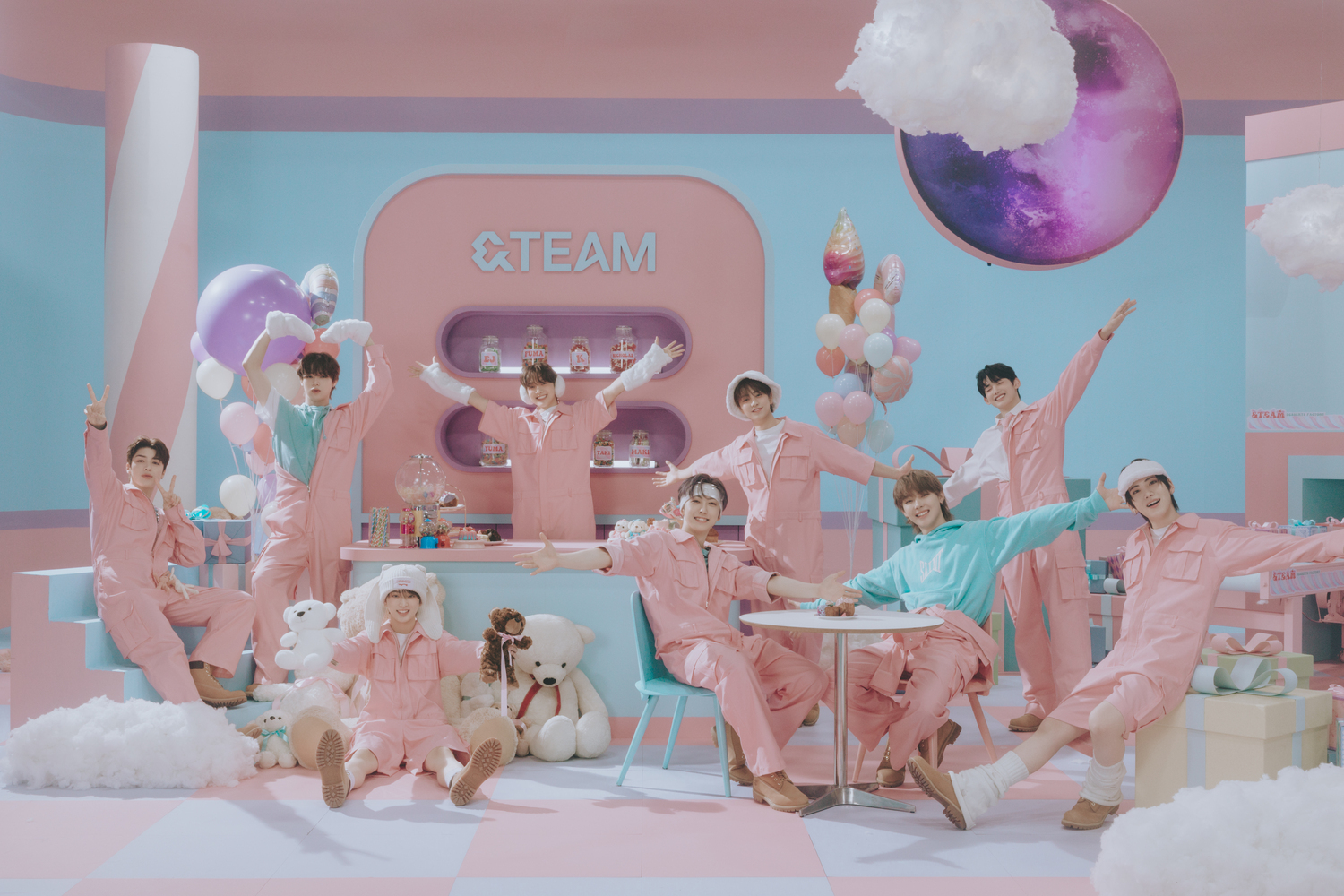 &TEAM OFFICIAL SITE | NEWS | 「&TEAM CAFE～SWEET DREAMS