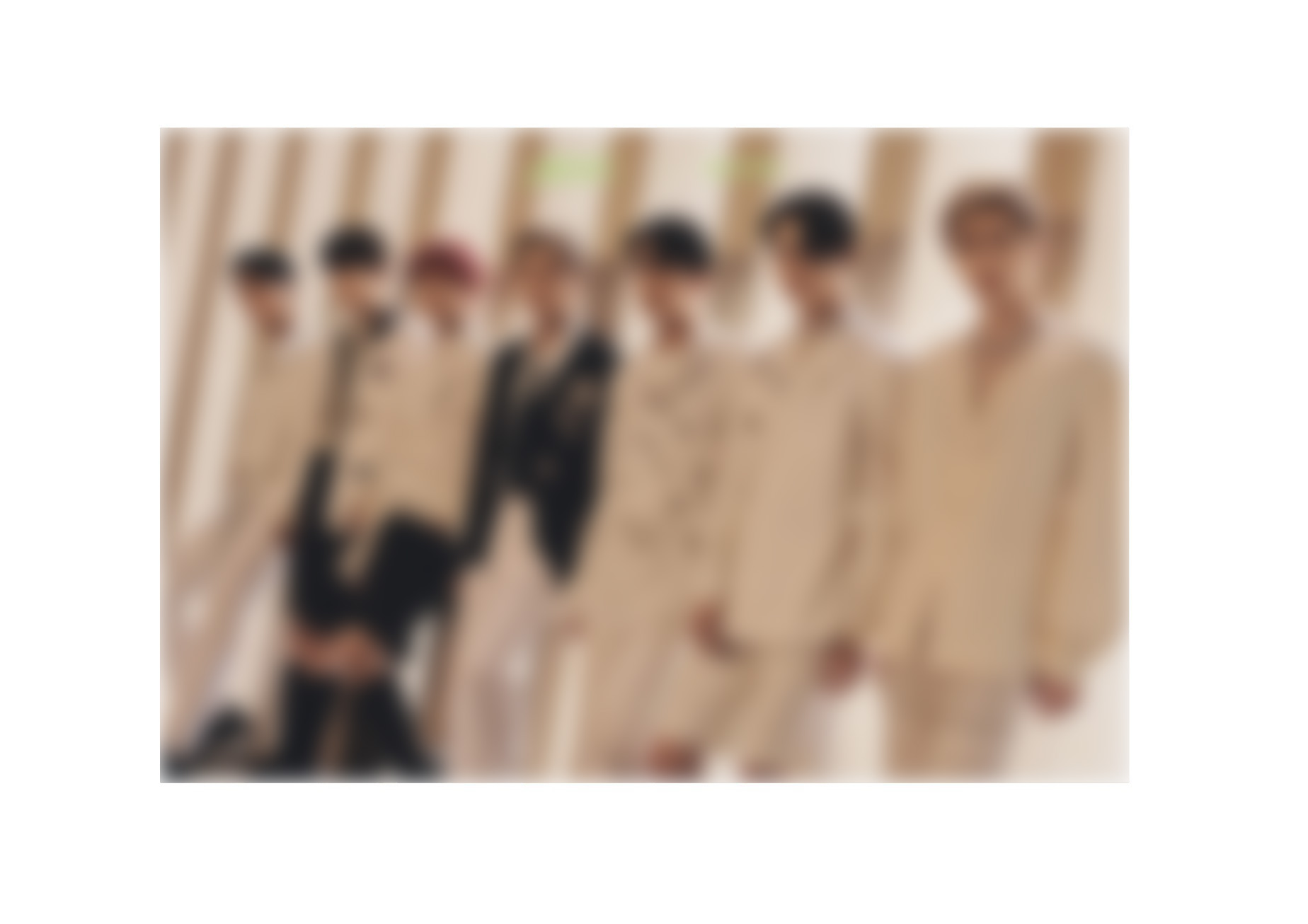 Weverse_POSTCARD_blur_1